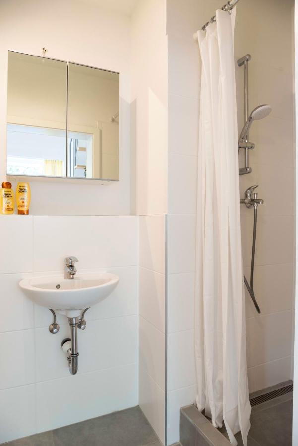 Homely Loft Style Apartment In Berlin Wilmersdorf Luaran gambar