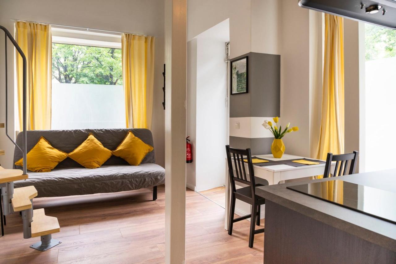 Homely Loft Style Apartment In Berlin Wilmersdorf Luaran gambar